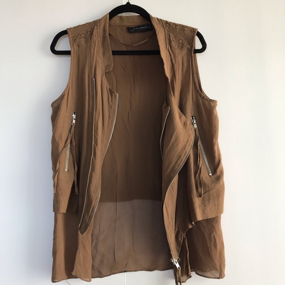 ZARA | TWO-LAYER VEST - Picture 1 of 6